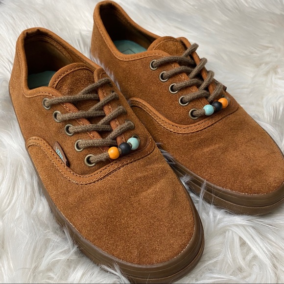 vans authentic camel